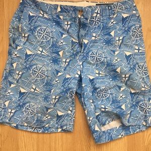 Five pairs of vineyard vines shorts men